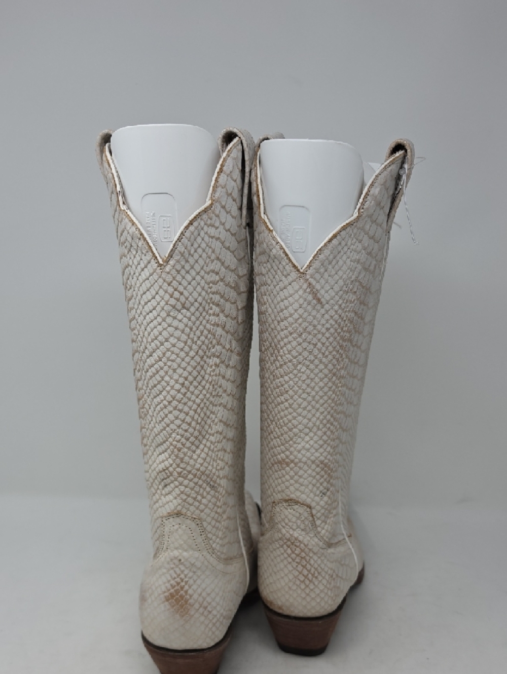 Idyllwind Women's Strut Western Boots - Snip Toe Size 8 - Picture 4 of 6